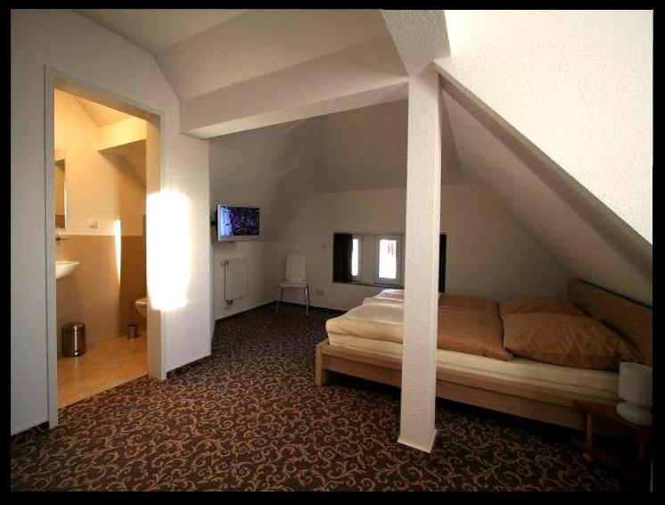 Pension Lok-Inn Walluf Δωμάτιο φωτογραφία