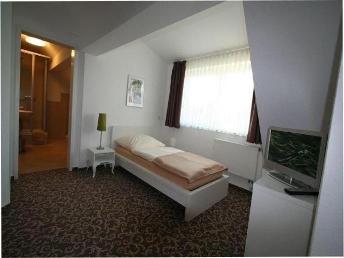 Pension Lok-Inn Walluf Δωμάτιο φωτογραφία